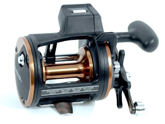 Daiwa SEALINE® SG47 LC 3B (RH) online hos